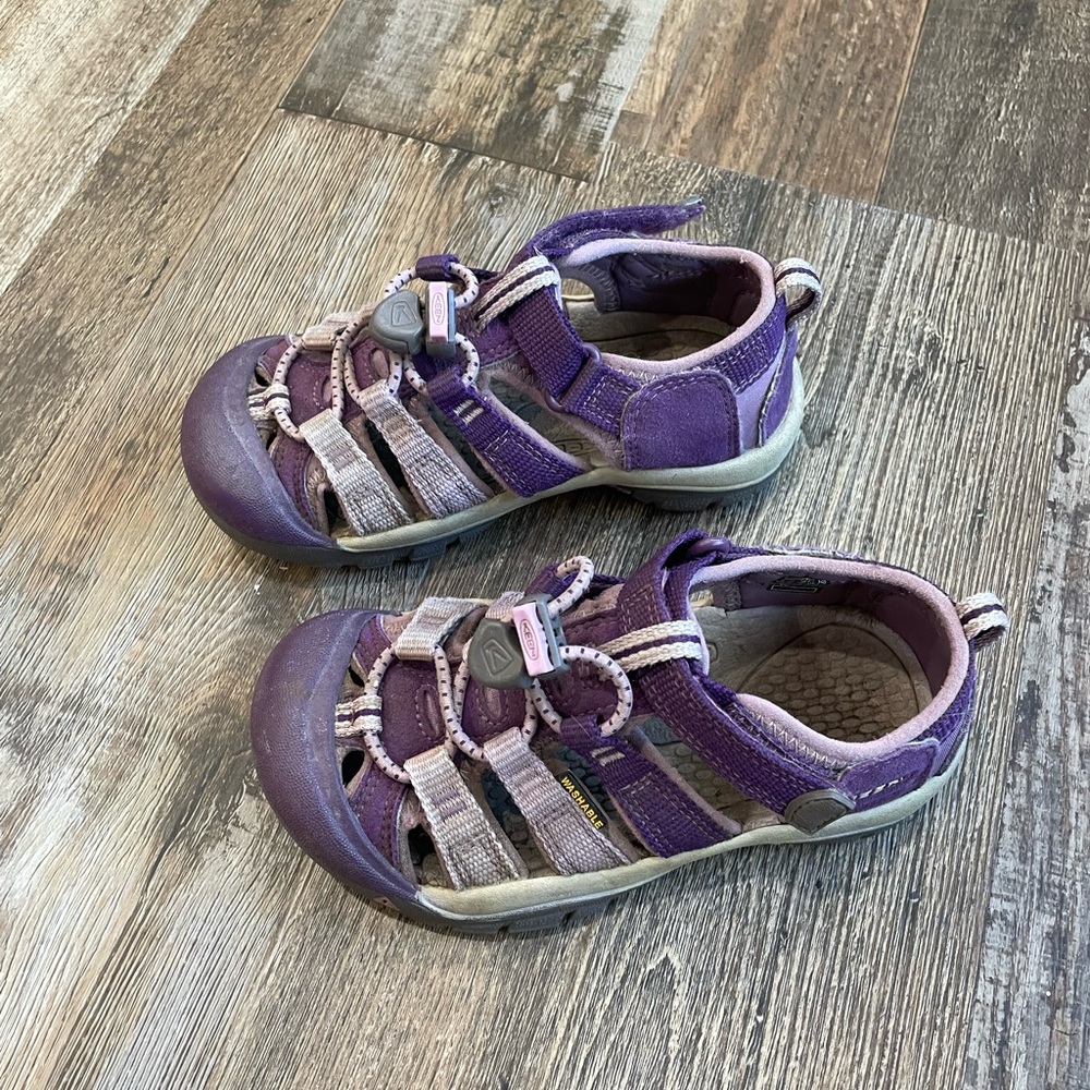 Keen Newport H2 Sandals Size 11
